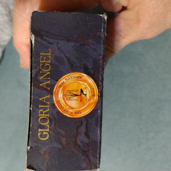 Fontanini Gloria Angel exclusively from Roman #52517  Nativity 5" collection - Picture 9 of 10